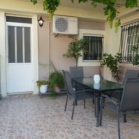 Vangelis House Holiday home Keramiai